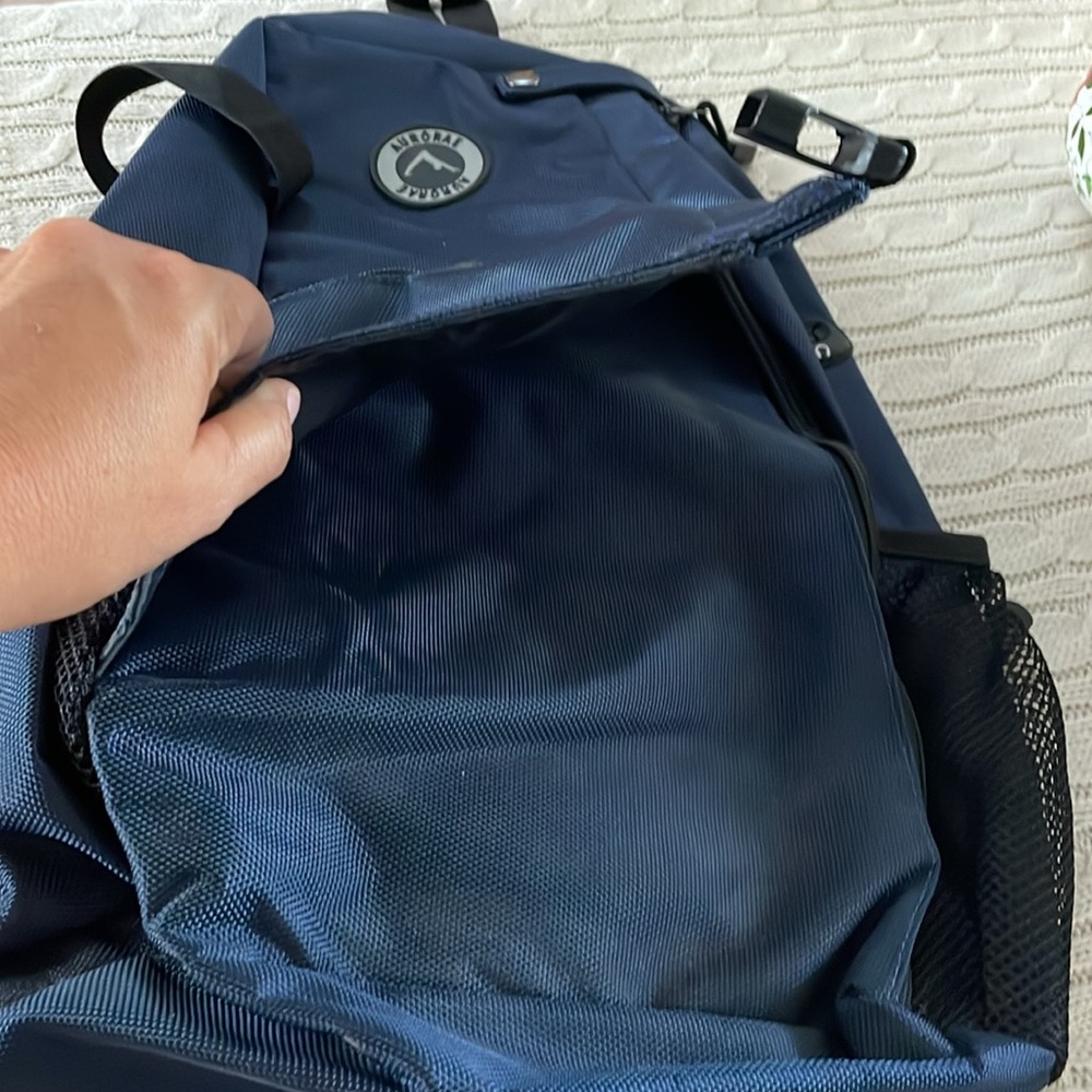 Aurorae backpack single sleeve. 4 zip compartments navy blue. Bottle holder - Picture 4 of 9